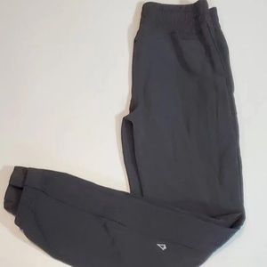 Meet your Posher, Lois